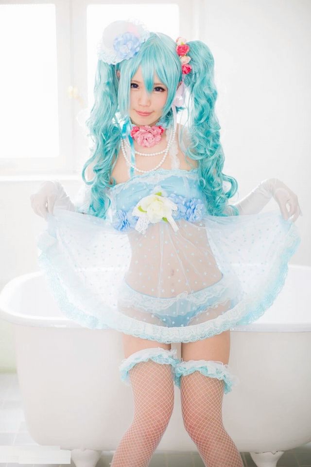 初音ミク コスプレ ツインテール 画像