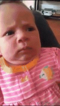 笑ったら負け！ GIF 画像