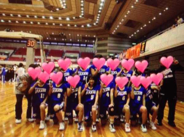 広瀬すず 同級生 バスケ 集合写真