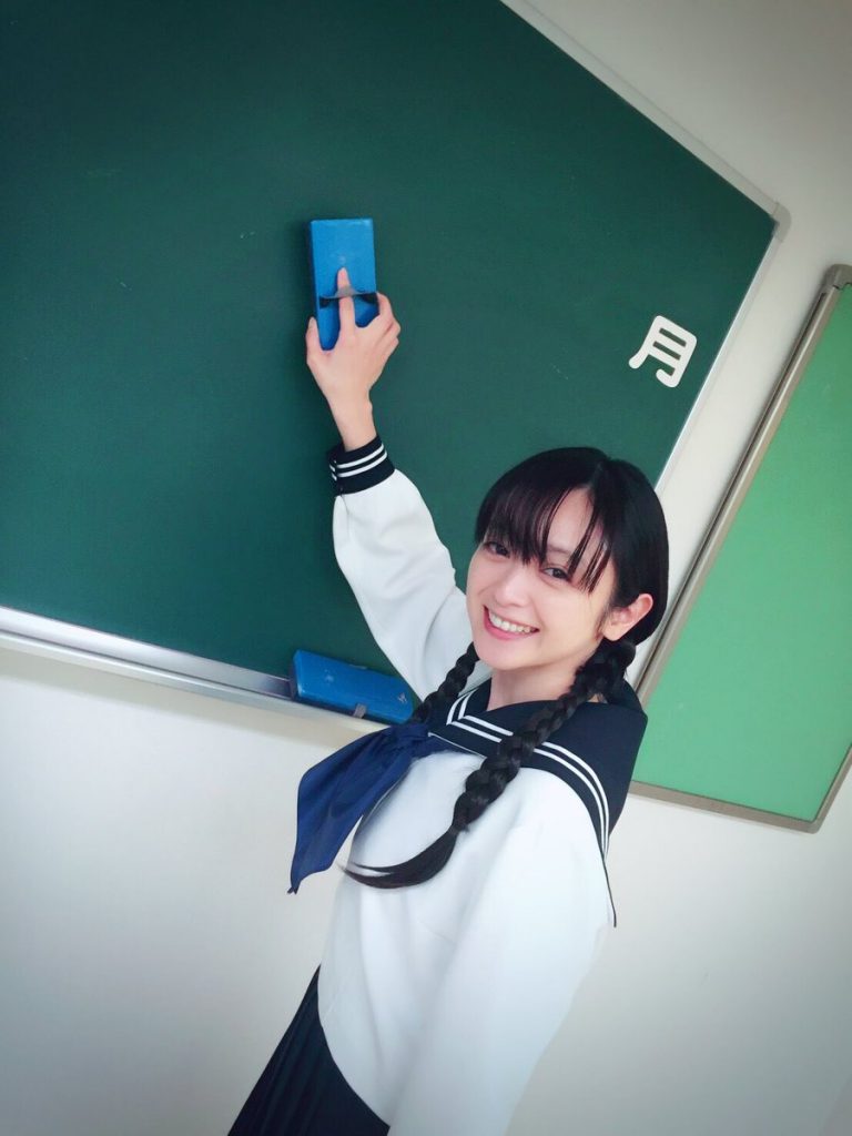 安達祐実のセーラー服
