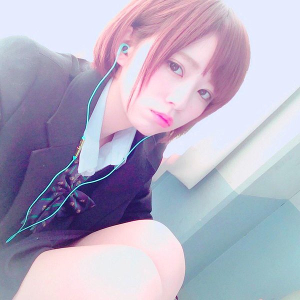 楠ろあ Twitter 自撮り 画像