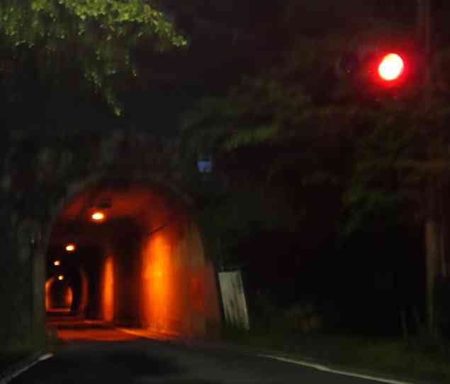 清滝トンネル