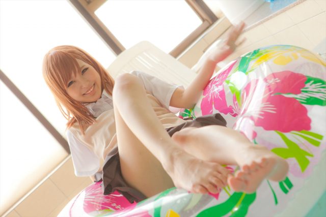 コスプレイヤー なーさん 透けたパンツがエロい 『とある科学の超電磁砲』 御坂美琴の制服コスプレ画像