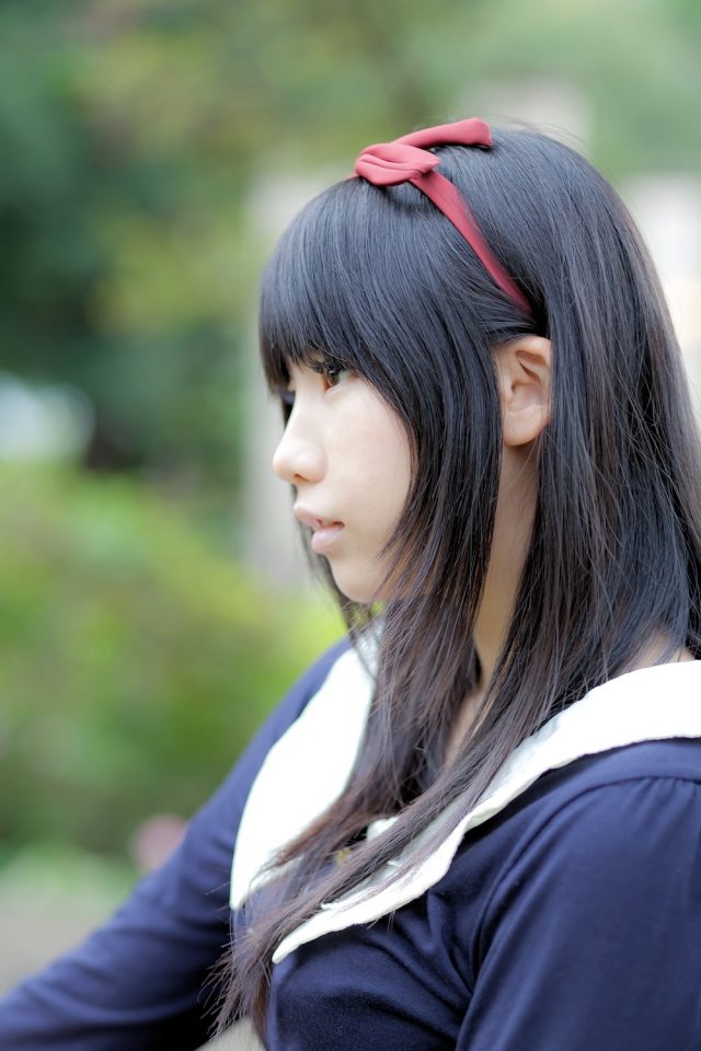 えなこ ムチムチな太ももにパンチラしそうなミニスカがエロい 私服コスプレ画像