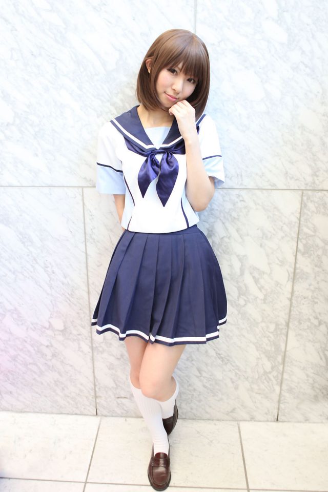 コスプレイヤー 璃波 ミニスカに白ハイソックスがエロい 『ラブプラス』 姉ヶ崎寧々のコスプレ画像