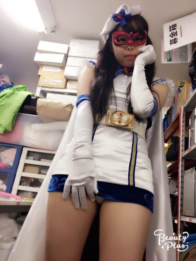 山川ゆな コスプレ 下着 画像