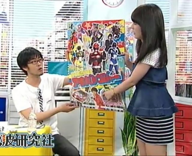 内田真礼 短足 エロ 太もも