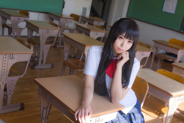 コスプレイヤーつぐ 制服からパンチラしたり緊縛がエロい 『ナナとカオル』 千草奈々の制服コスプレ画像