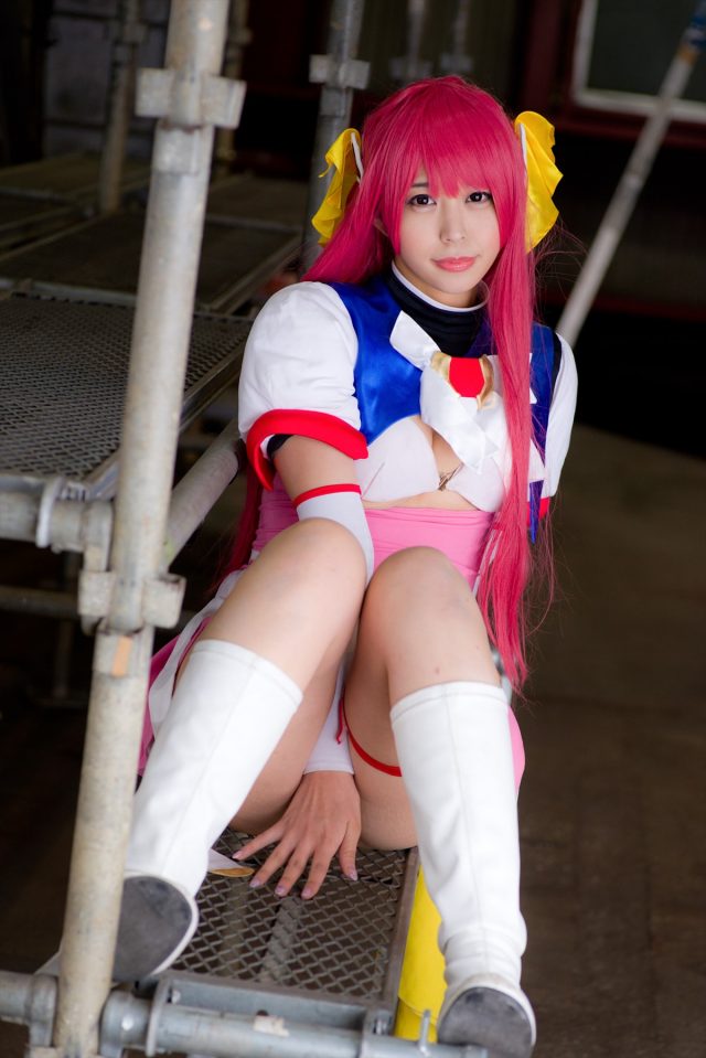 コスプレイヤーつぐ パンツが食い込んだ尻がエロい 『超昂天使エスカレイヤー』 コスプレ画像