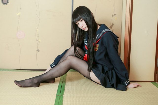 コスプレイヤー るしゃ 黒ストッキング セーラー服 コスプレ エロ画像