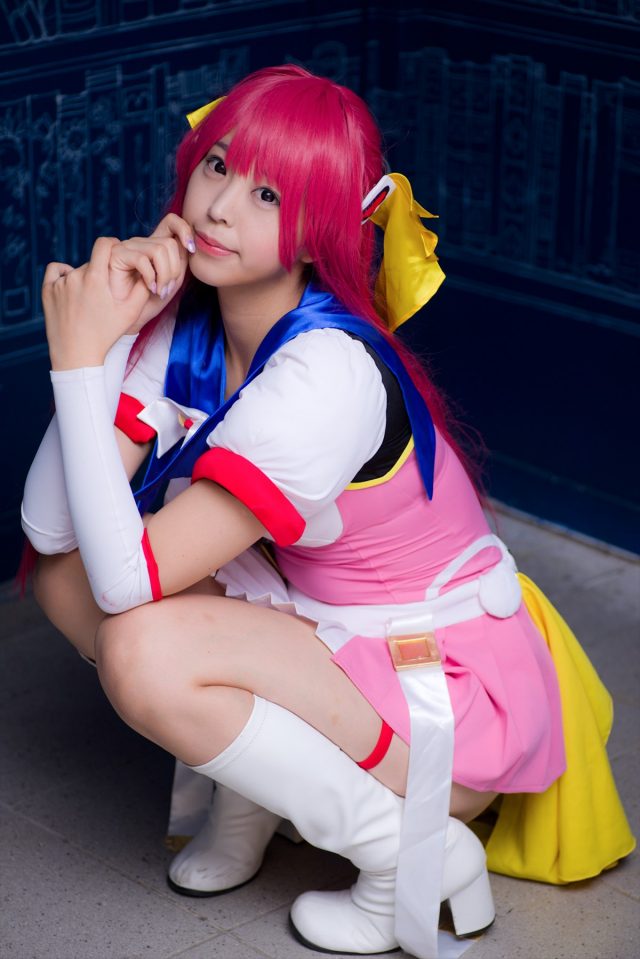 コスプレイヤー つぐ ムチムチな体がエロい 『超昂天使エスカレイヤー』 コスプレ画像