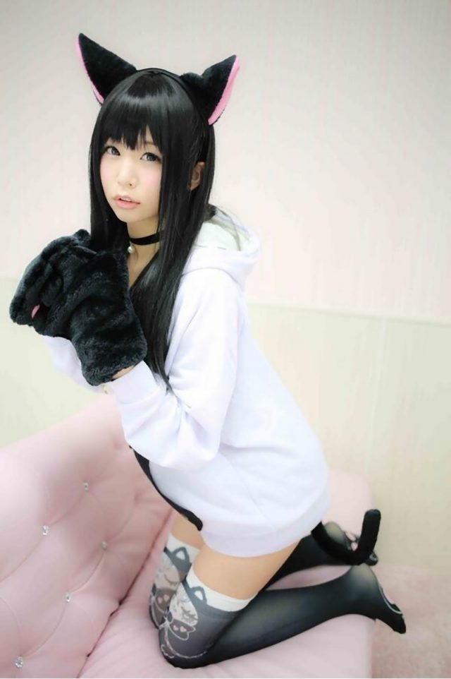コスプレイヤー五木あきら 猫耳がエロ可愛い黒猫コスプレ画像
