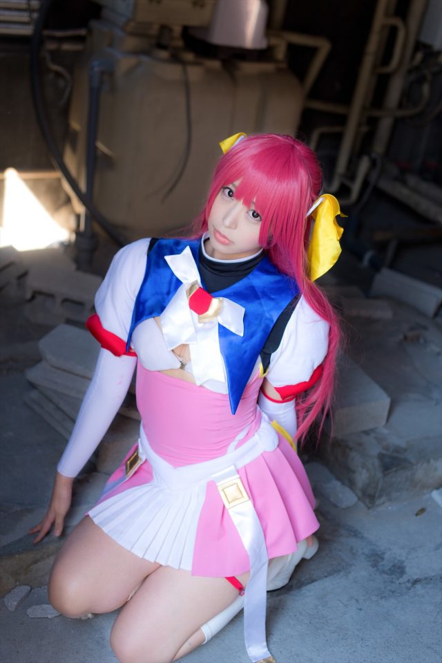 コスプレイヤーつぐ パンツが食い込んだ尻がエロい 『超昂天使エスカレイヤー』 コスプレ画像
