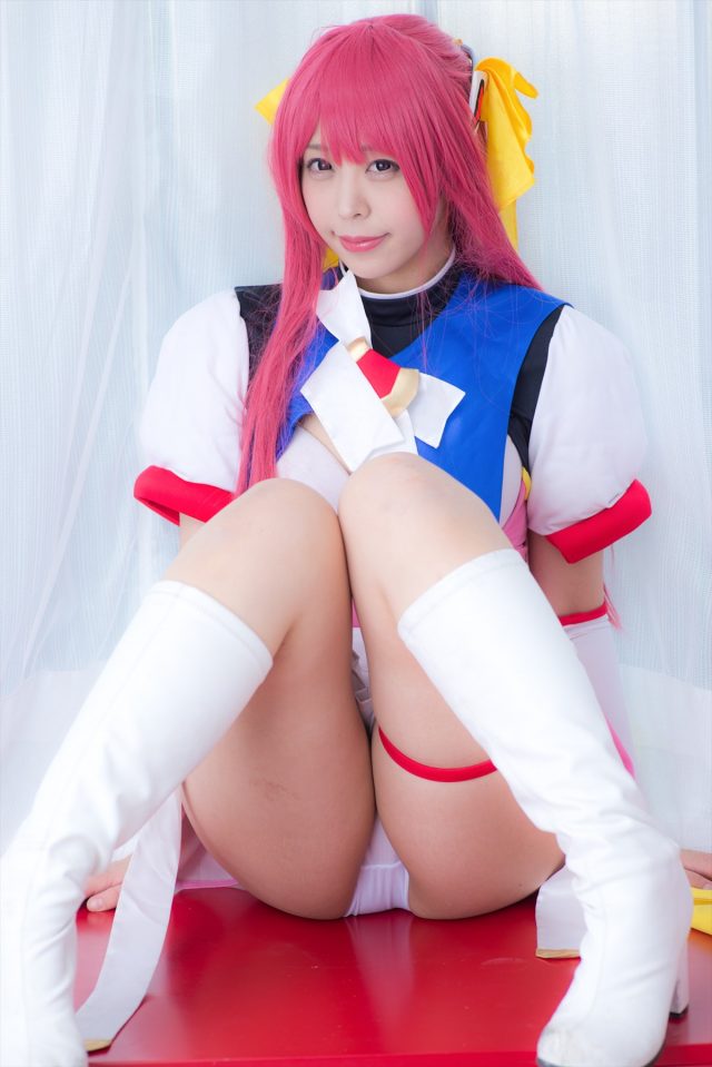 コスプレイヤー つぐ ムチムチな体がエロい 『超昂天使エスカレイヤー』 コスプレ画像