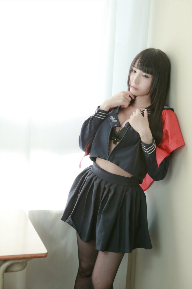 るしゃ 黒ストッキング セーラー服 コスプレ エロ画像