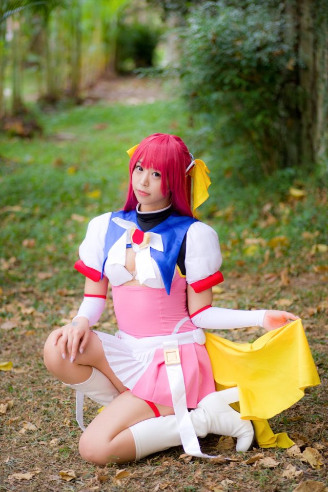 コスプレイヤー つぐ パンチラがエロい 『超昂天使エスカレイヤー』 コスプレ画像