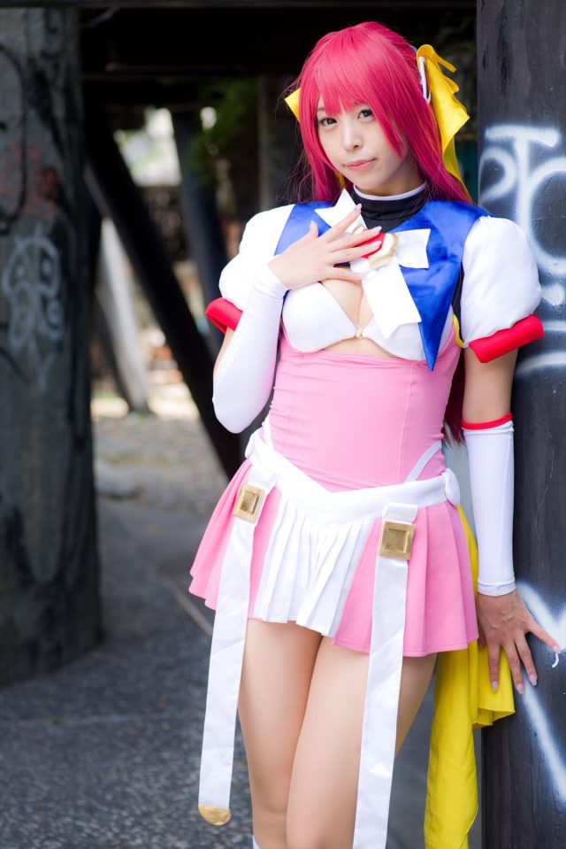 コスプレイヤー つぐ パンチラがエロい 『超昂天使エスカレイヤー』 コスプレ画像