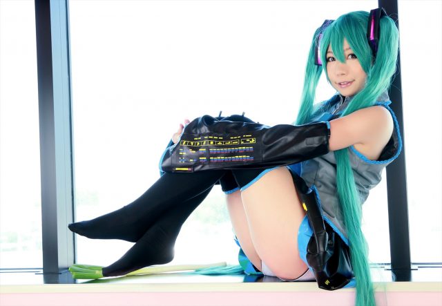 日暮りん ネギオナニーや食い込みパンチラがエロい 初音ミクのコスプレ画像