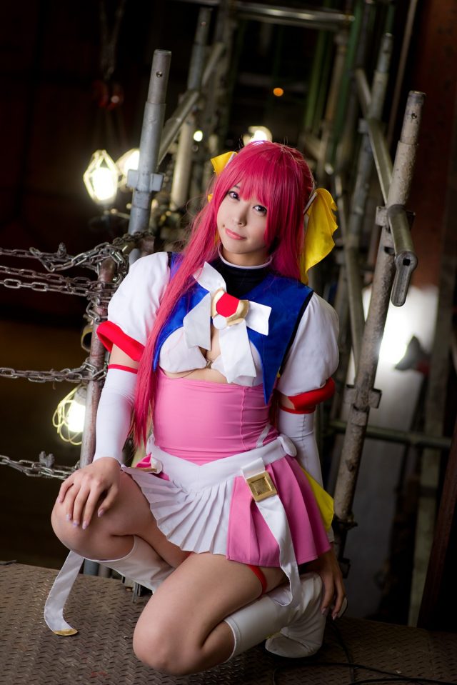 コスプレイヤーつぐ パンツが食い込んだ尻がエロい 『超昂天使エスカレイヤー』 コスプレ画像