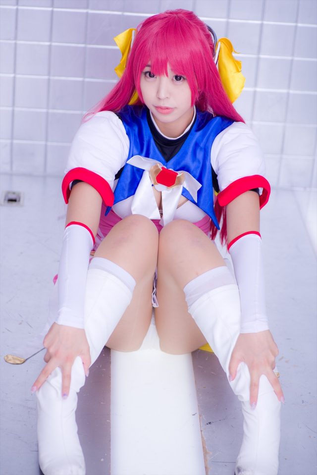 コスプレイヤー つぐ ムチムチな体がエロい 『超昂天使エスカレイヤー』 コスプレ画像