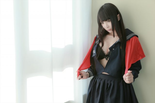 コスプレイヤー るしゃ 黒ストッキング セーラー服 コスプレ エロ画像