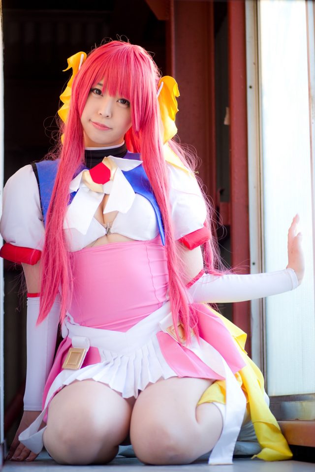 コスプレイヤーつぐ パンツが食い込んだ尻がエロい 『超昂天使エスカレイヤー』 コスプレ画像