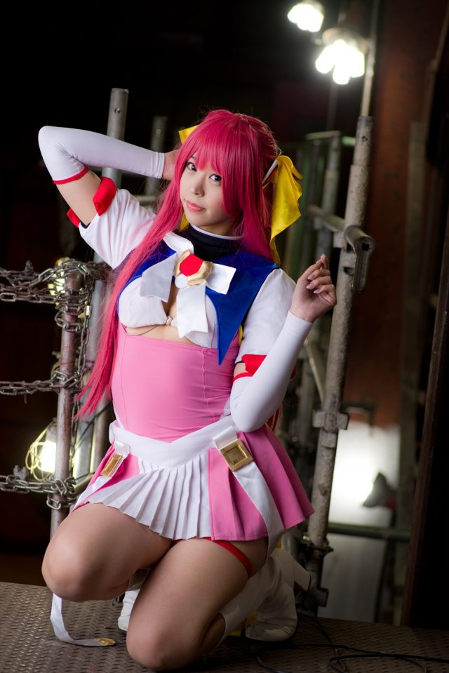 コスプレイヤーつぐ パンツが食い込んだ尻がエロい 『超昂天使エスカレイヤー』 コスプレ画像