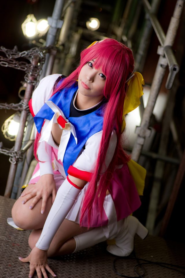 コスプレイヤーつぐ パンツが食い込んだ尻がエロい 『超昂天使エスカレイヤー』 コスプレ画像