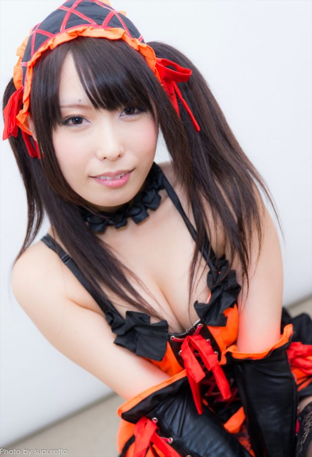 有村千佳 『デート・ア・ライブ』 時崎狂三（ときさきくるみ）のコスプレでTバックの食い込みパンチラがエロい画像