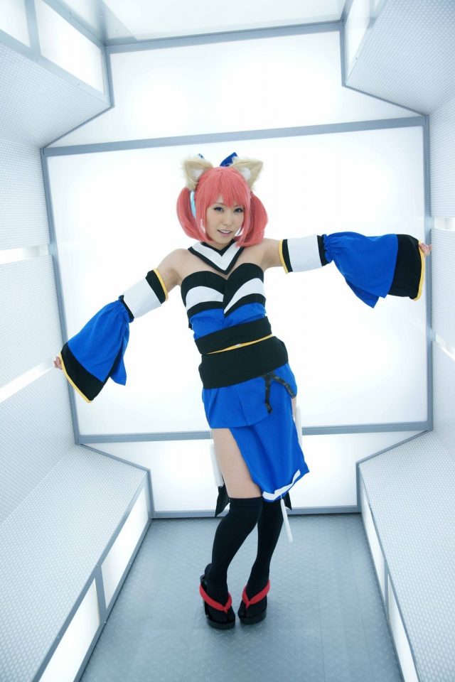有村千佳 パンチラがエロい『Fate/EXTRA』キャスターのコスプレ画像