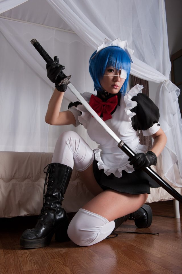 コスプレイヤー キバしい パンチラがエロい！ 『一騎当千』 呂蒙子明のメイドコスプレ画像