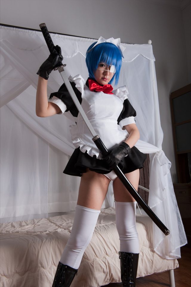 コスプレイヤー キバしい パンチラがエロい！ 『一騎当千』 呂蒙子明のメイドコスプレ画像