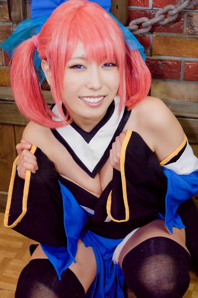 有村千佳 パンチラがエロい『Fate/EXTRA』キャスターのコスプレ画像