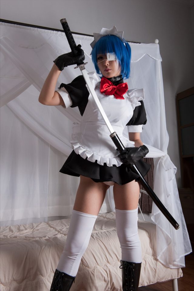 コスプレイヤー キバしい パンチラがエロい！ 『一騎当千』 呂蒙子明のメイドコスプレ画像