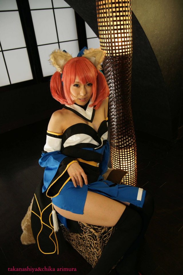 有村千佳 パンチラがエロい『Fate/EXTRA』キャスターのコスプレ画像