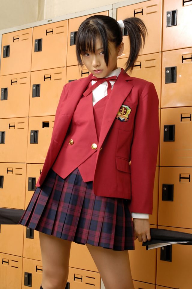 コスプレイヤー松永亜矢香(まつながあやか) 『魔法先生ネギま』 桜咲刹那の制服コスプレ画像