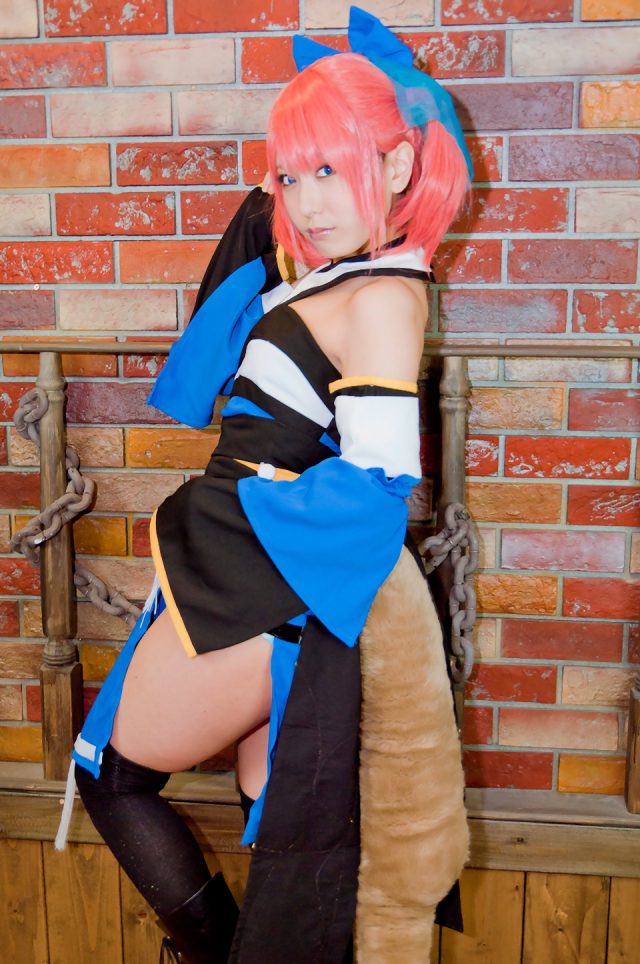 有村千佳 パンチラがエロい『Fate/EXTRA』キャスターのコスプレ画像