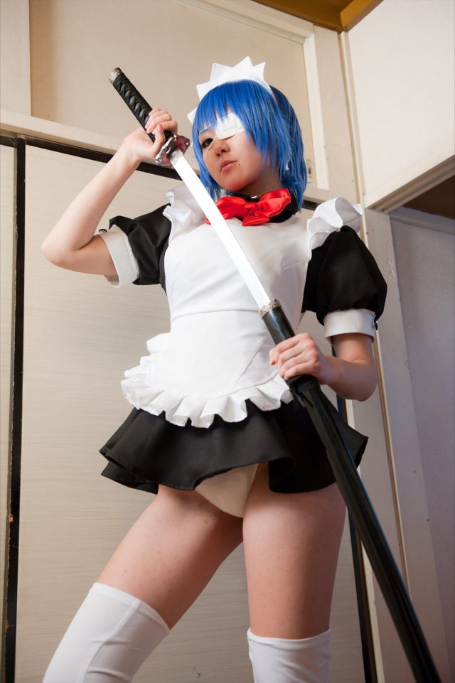 コスプレイヤー キバしい パンチラがエロい！ 『一騎当千』 呂蒙子明のメイドコスプレ画像