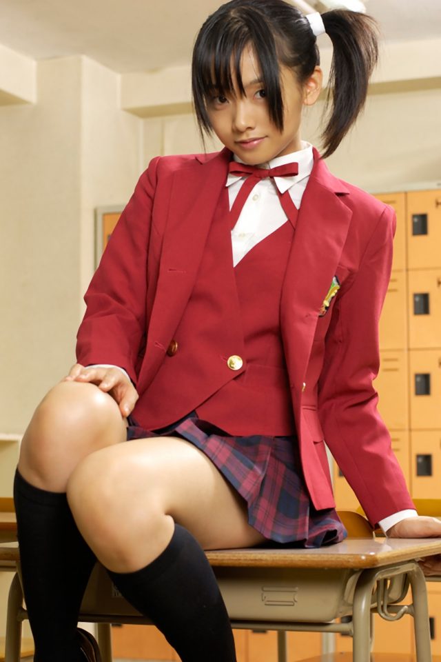 コスプレイヤー松永亜矢香(まつながあやか) 『魔法先生ネギま』 桜咲刹那の制服コスプレ画像