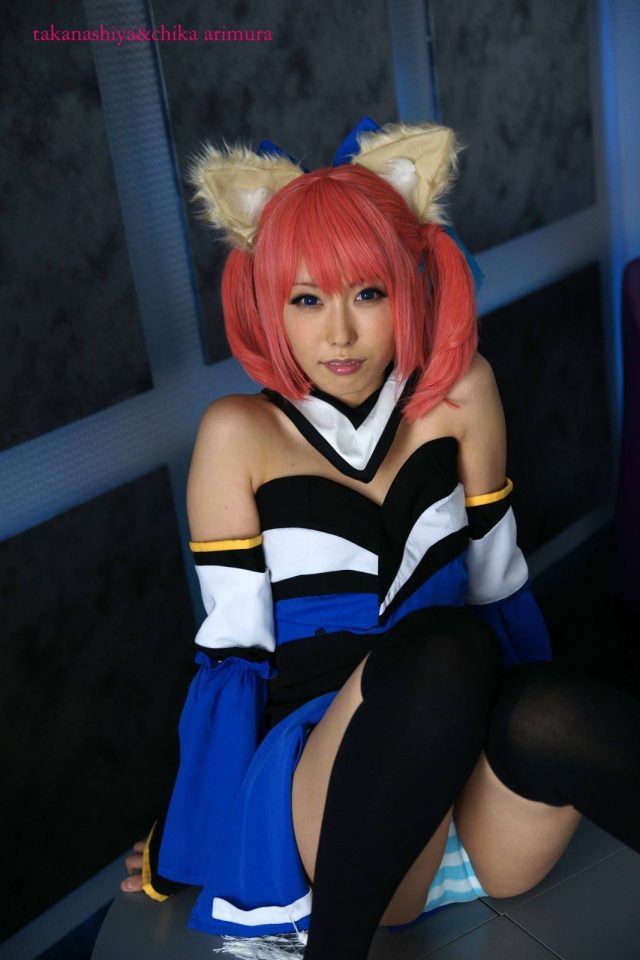 有村千佳 パンチラがエロい『Fate/EXTRA』キャスターのコスプレ画像