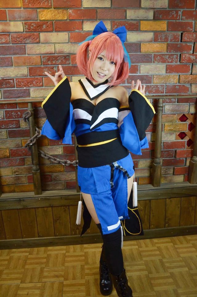 有村千佳 パンチラがエロい『Fate/EXTRA』キャスターのコスプレ画像