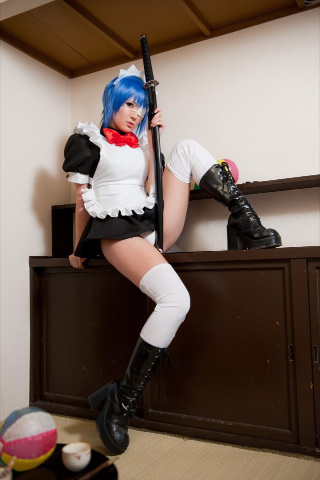 コスプレイヤー キバしい パンチラがエロい！ 『一騎当千』 呂蒙子明のメイドコスプレ画像