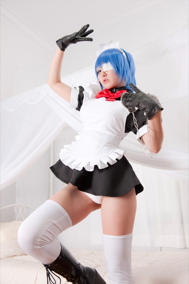 コスプレイヤー キバしい パンチラがエロい！ 『一騎当千』 呂蒙子明のメイドコスプレ画像