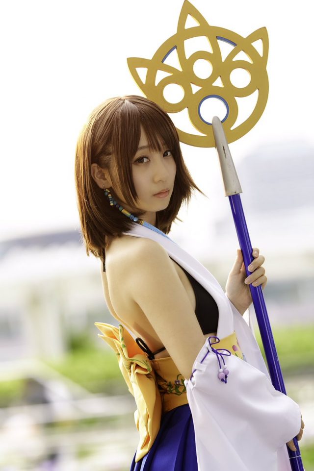 伊織もえ ユウナ コスプレ画像