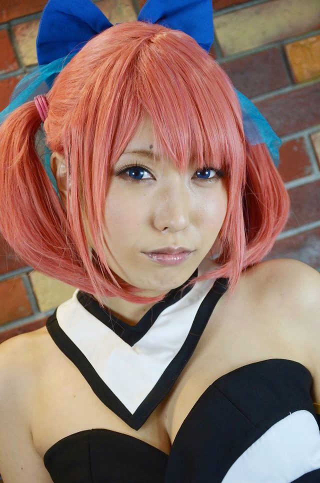 有村千佳 パンチラがエロい『Fate/EXTRA』キャスターのコスプレ画像