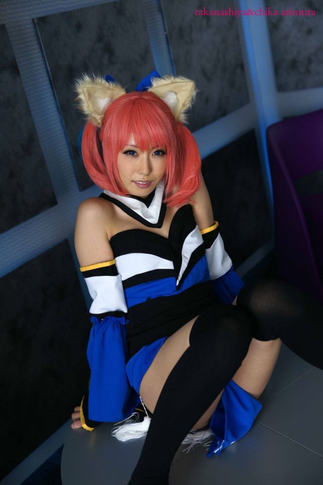 有村千佳 パンチラがエロい『Fate/EXTRA』キャスターのコスプレ画像