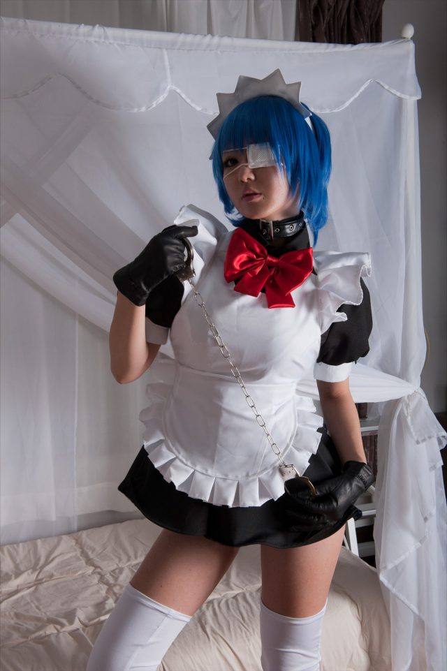 コスプレイヤー キバしい パンチラがエロい！ 『一騎当千』 呂蒙子明のメイドコスプレ画像