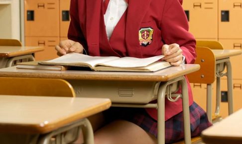 コスプレイヤー松永亜矢香(まつながあやか) 『魔法先生ネギま』 桜咲刹那 制服コスプレ 画像