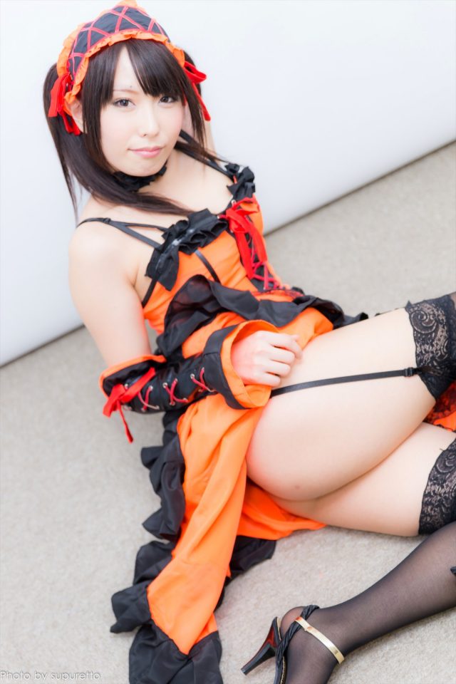 有村千佳 『デート・ア・ライブ』 時崎狂三（ときさきくるみ）のコスプレでTバックの食い込みパンチラがエロい画像