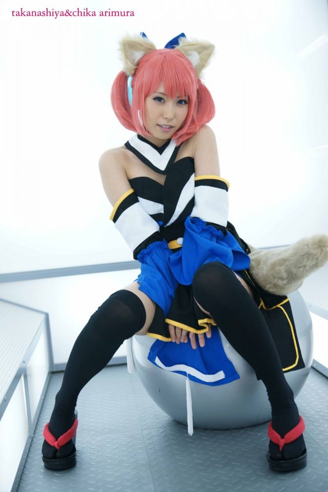 有村千佳 パンチラがエロい『Fate/EXTRA』キャスターのコスプレ画像